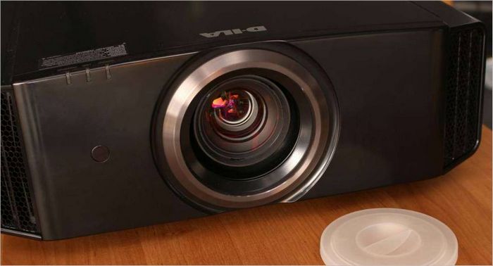 JVC DLA-X500R projektor
