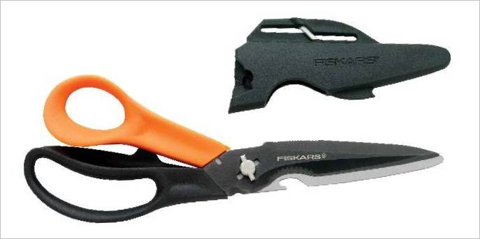 Fiskars Cuts+More-sakse