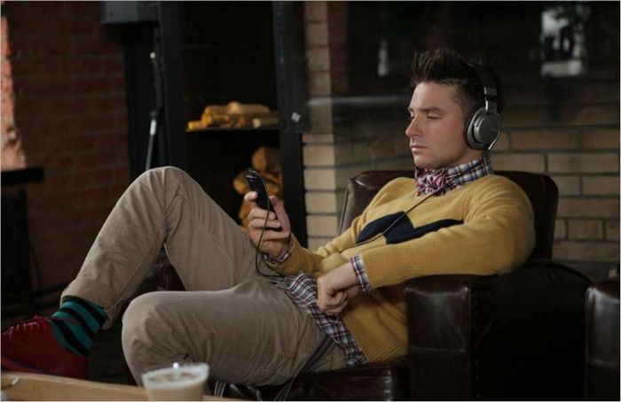 Sergey Lazarev om Sony MDR-1R premium hovedtelefoner