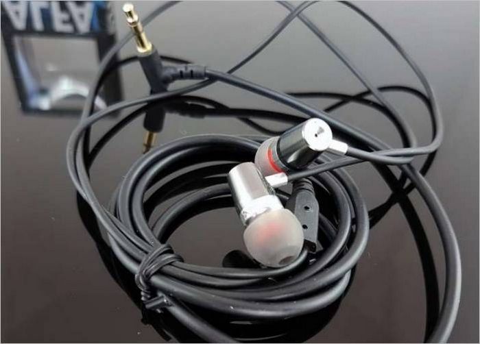 Rockjaw Alfa Genus V2 in-ear hovedtelefoner