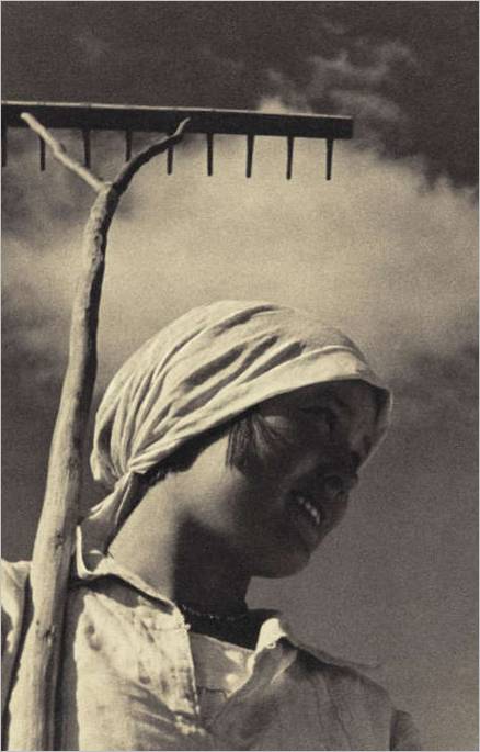 Kolkhosnitsa. 1934