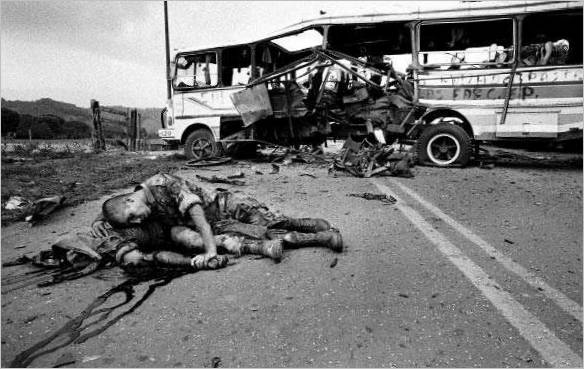 Konflikten i Colombia. Bombeangreb på en bus