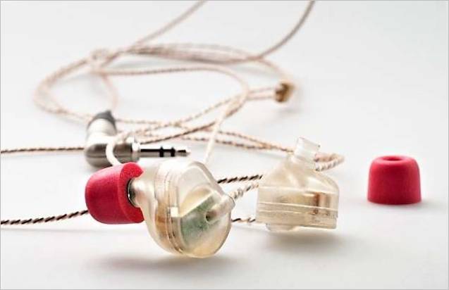 MyST IzoEM-1 in-ear monitor