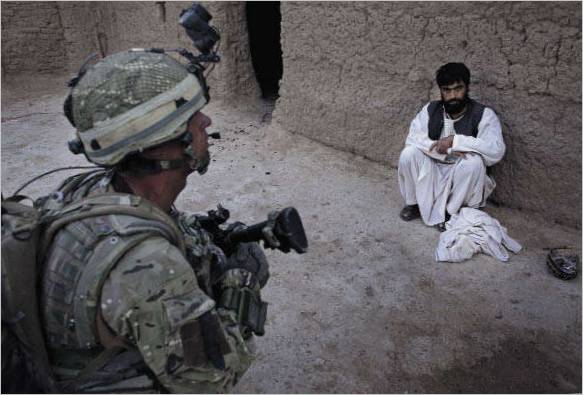 Afghanistan. Britiske og afghanske soldater i kamp mod Taleban