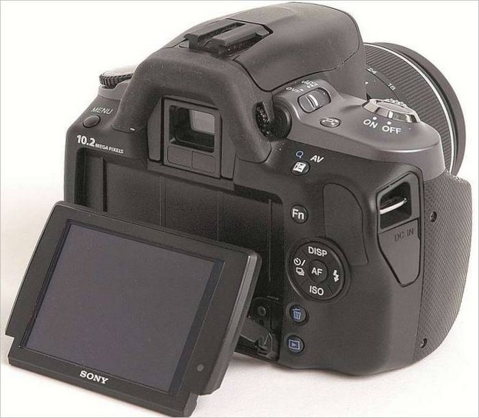 Sony A330 DSLR
